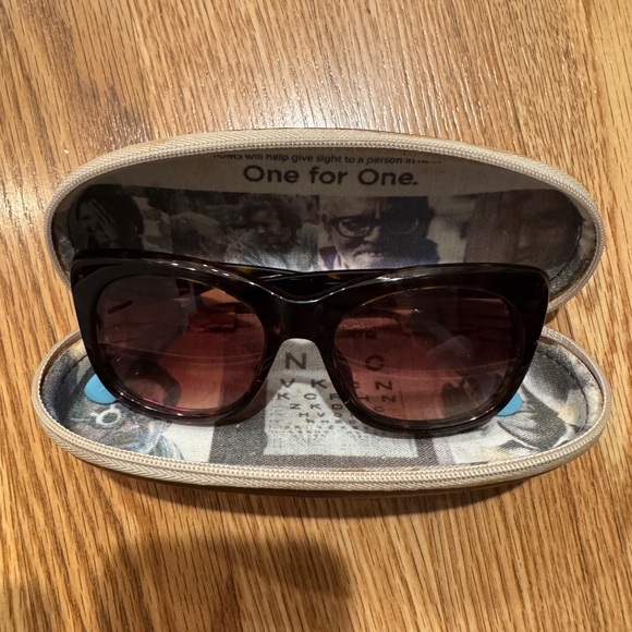 Toms Accessories - Toms Kitty Brown Tortoise Sunglasses